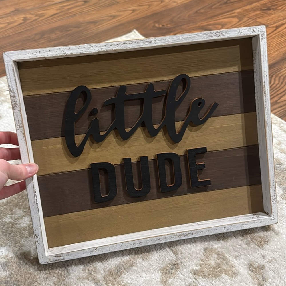 Little dude decor/sign